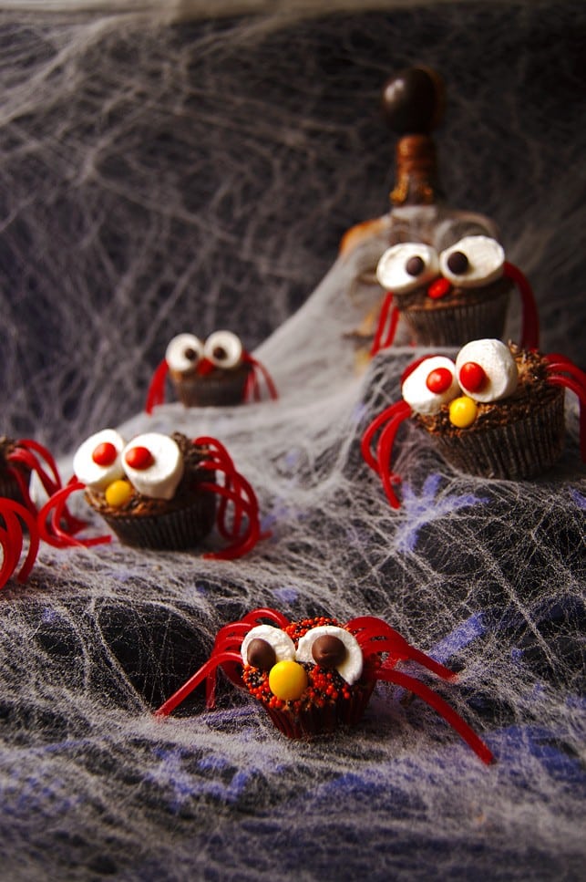 Halloween Spider Cupcakes | 2Teaspoons.com