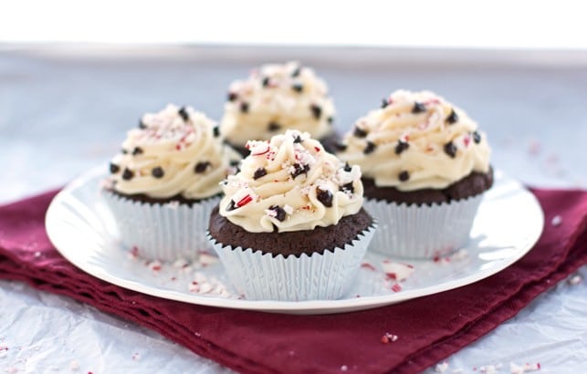 Peppermint Chocolate Cupcakes - 2Teaspoons