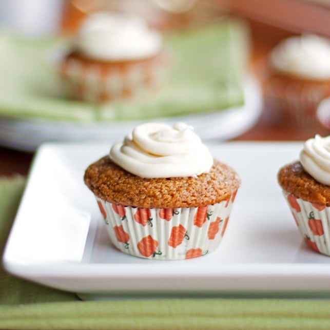 Healthy pumpkin muffins with cream cheese frosting - 2Teaspoons