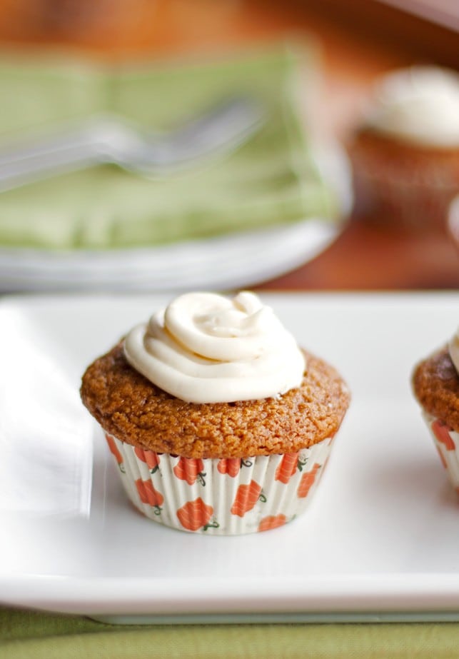 Healthy pumpkin muffins with cream cheese frosting - 2Teaspoons