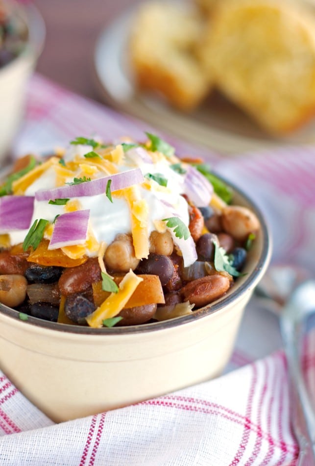 crockpot three bean chili