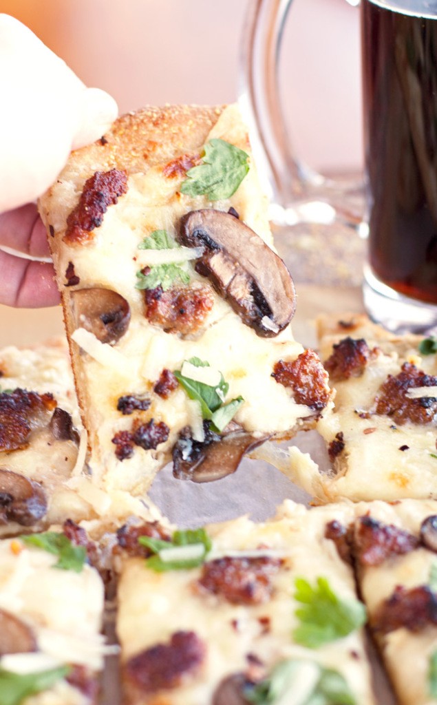 Sausage and Mushroom White Pizza - 2Teaspoons