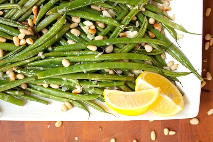 Lemon Garlic Green Beans with Toasted Pine Nuts - 2Teaspoons