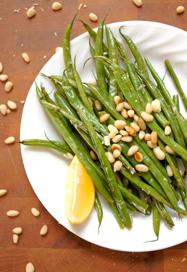 Lemon Garlic Green Beans with Toasted Pine Nuts - 2Teaspoons