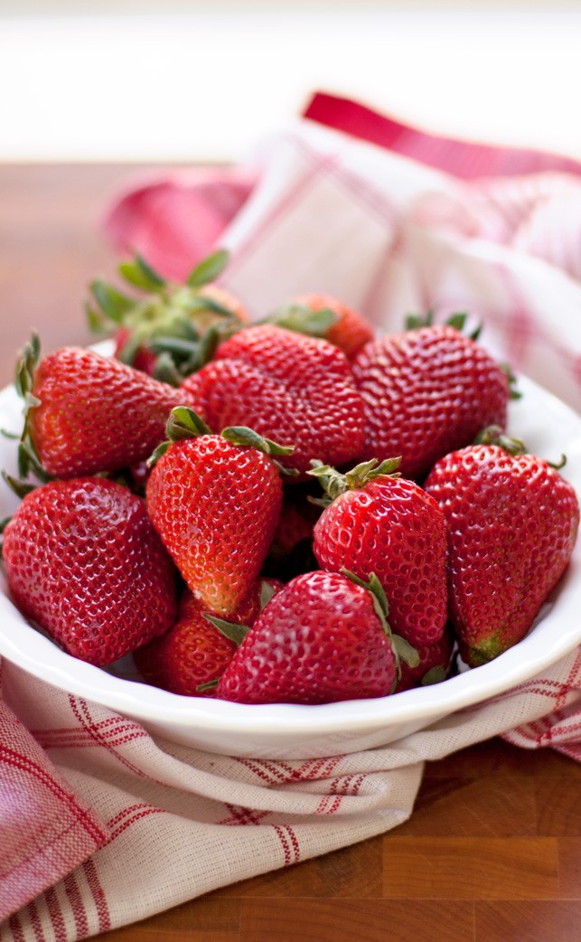 Strawberry Cheesecake Cupcakes - 2Teaspoons