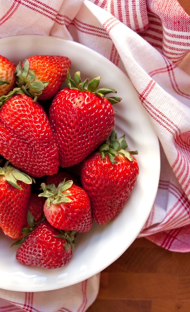 Strawberry Cheesecake Cupcakes - 2Teaspoons