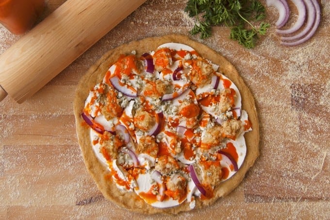 Healthy Buffalo Chicken Pizza - 2Teaspoons