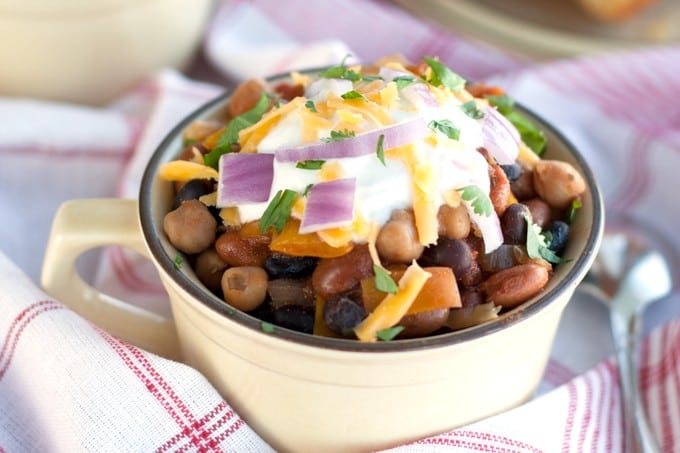 Crockpot Three Bean Chili - 2Teaspoons