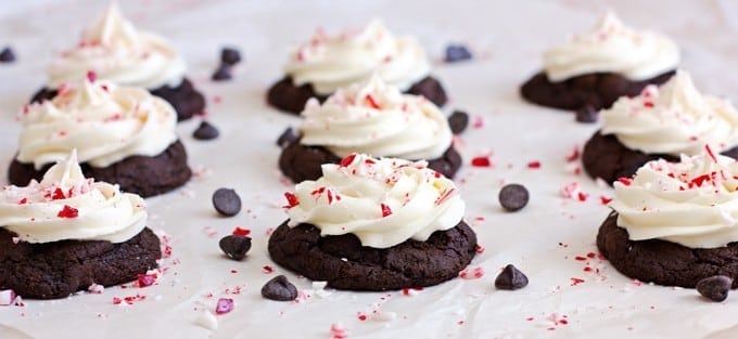 Peppermint Chocolate Cookies - 2Teaspoons