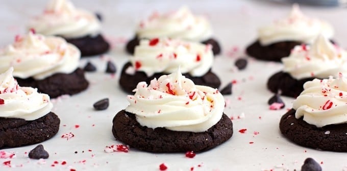 Peppermint Chocolate Cookies - 2Teaspoons