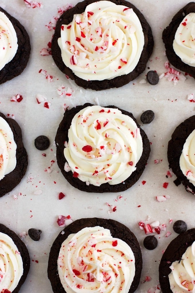 Peppermint Chocolate Cookies - 2Teaspoons