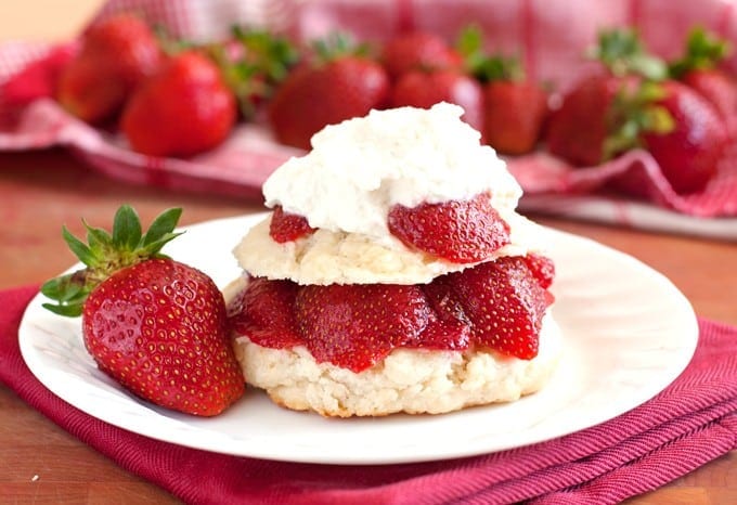 2Teaspoons - Farmer’s Market Strawberry Shortcake with Fresh Whipped Cream