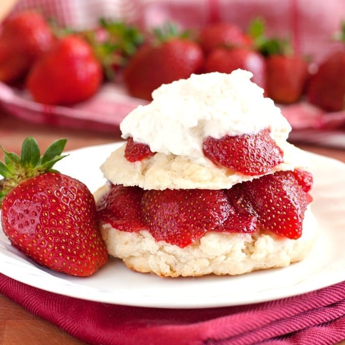 2Teaspoons - Farmer’s Market Strawberry Shortcake with Fresh Whipped Cream