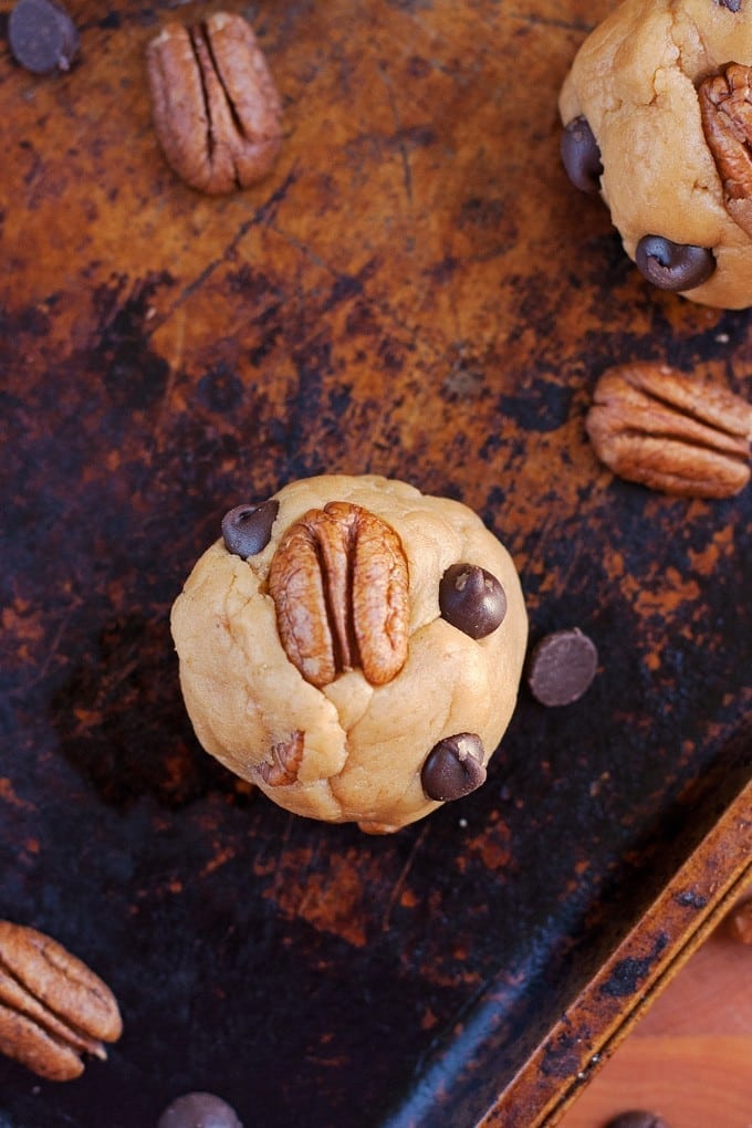 Salted Dark Chocolate Pecan Cookies - 2Teaspoons