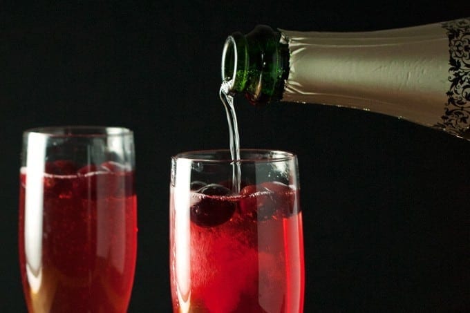 Cranberry Champagne Cocktails - 2Teaspoons